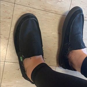 Women’s Sanuk slip on’s